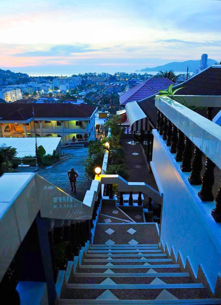 Aksarai Hotel Patong Exterior photo
